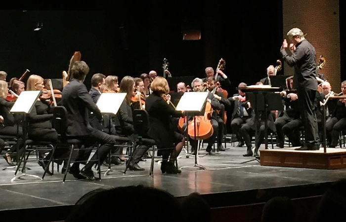 Winnipeg Symphony Orchestra Holiday Tour